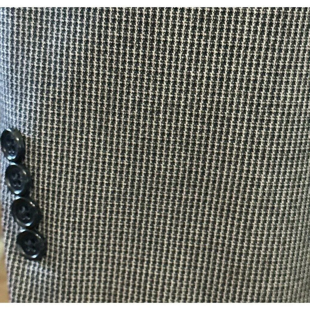 Izod Blazer Men’s Size 40S Black Gray Check 2 Button Sport Coat‎ Sz 42R EUC